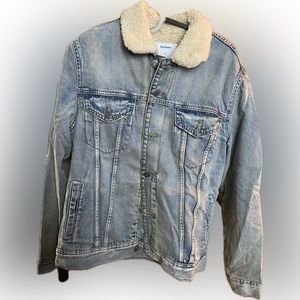 Old Navy shirpa-lined denim jacket